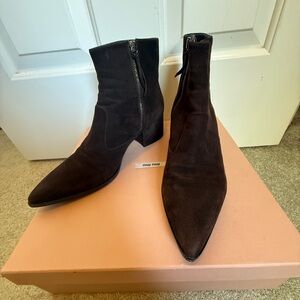 Miu Miu Women's Brown Suede Ankle Boots 39